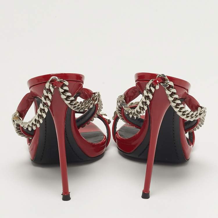 Pre Owned Giuseppe Zanotti Curb Chain Size 40 Red Patent Leather Slide Sandals