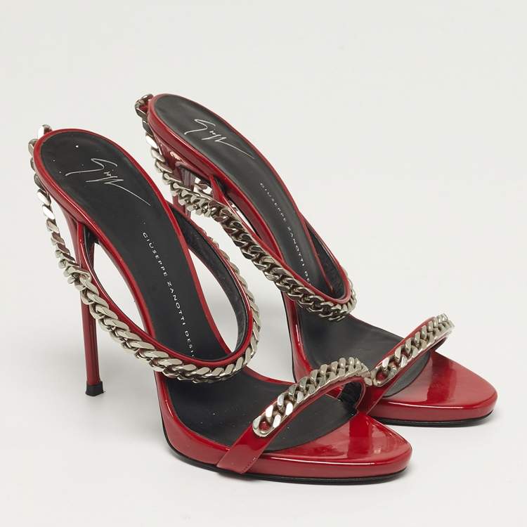 Pre Owned Giuseppe Zanotti Curb Chain Size 40 Red Patent Leather Slide Sandals