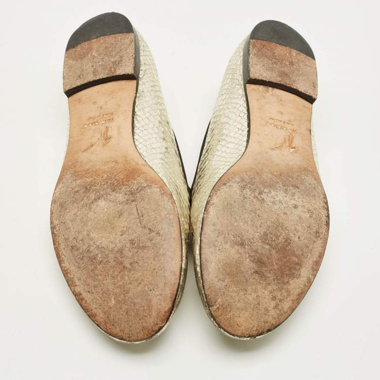 مملوكة مسبقًا Giuseppe Zanotti Size 38 Gold Python Embossed Leather Smoking Slippers