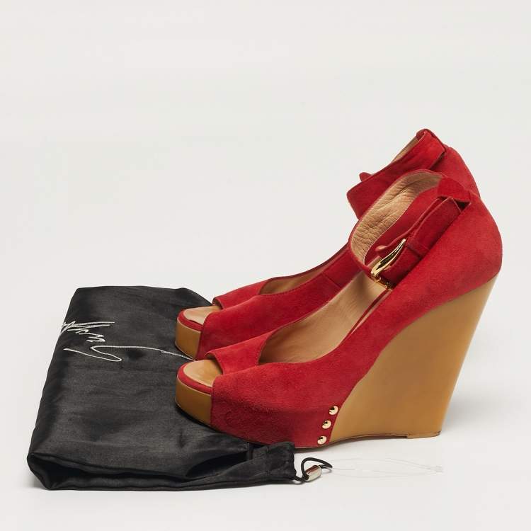 Pre Owned Giuseppe Zanotti Size 37.5 Red Suede Wedge Pumps