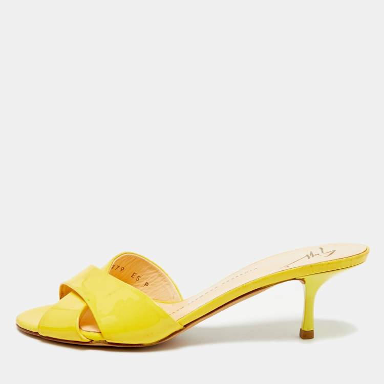 Pre Owned Giuseppe Zanotti Size 36.5 Yellow Patent Leather Criss Cross Slide Sandals