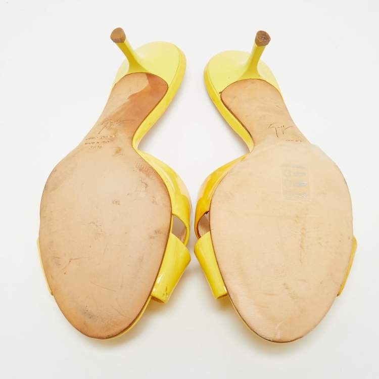 Pre Owned Giuseppe Zanotti Size 36.5 Yellow Patent Leather Criss Cross Slide Sandals