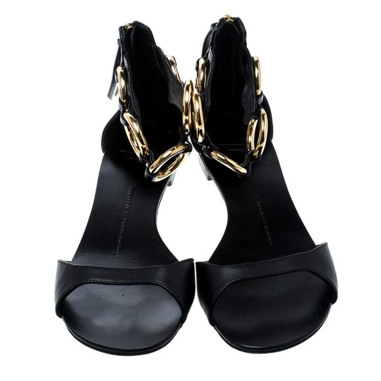 Pre Owned Giuseppe Zanotti Black Leather Gold Ring Open Toe Flat Sandals Size 38