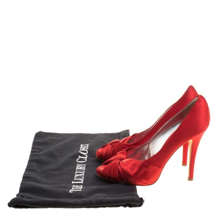 Pre Owned Giuseppe Zanotti Red Satin Criss Cross Peep Toe Pumps Size 38