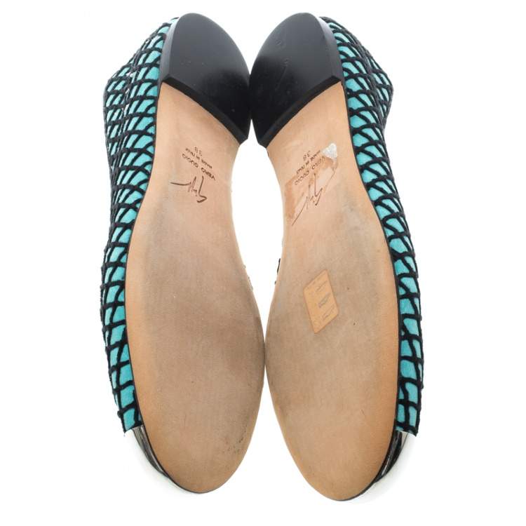 مملوكة مسبقًا Giuseppe Zanotti Green/Black Suede and Fabric Cap Toe Ballet Flats Size 38