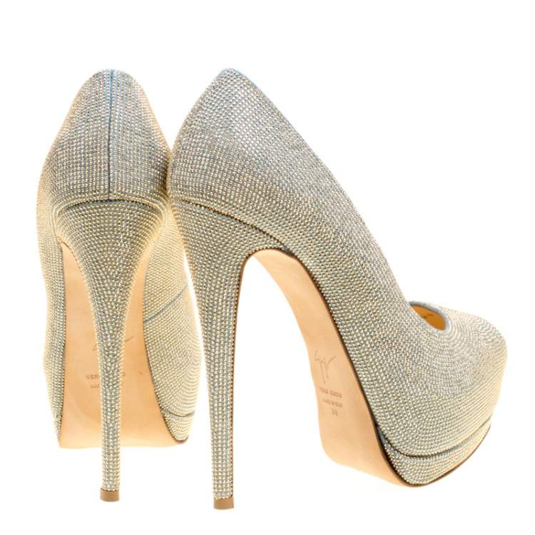 مملوكة مسبقًا  Giuseppe Zanotti Denim Blue Embellished Canvas Sharon Peep Toe Platform Pumps Size 38