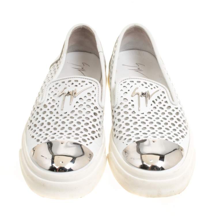 Pre Owned Giuseppe Zanotti White Perforated Leather Metal Cap Toe Skate Sneakers Size 40
