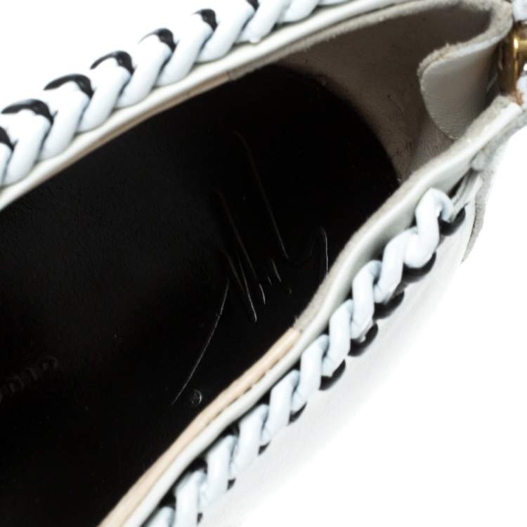 Pre Owned Giuseppe Zanotti White Leather Chain Trim Flat Thong Sandals Size 42