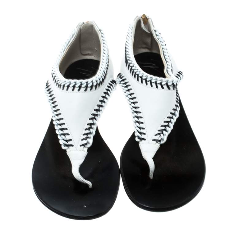 Pre Owned Giuseppe Zanotti White Leather Chain Trim Flat Thong Sandals Size 42