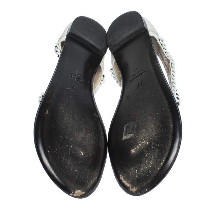 Pre Owned Giuseppe Zanotti White Leather Chain Trim Flat Thong Sandals Size 42