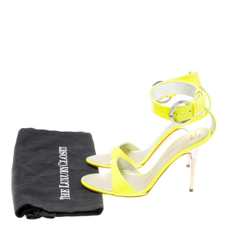 Pre Owned Giuseppe Zanotti Fluorescent Green Patent Leather Ankle Strap Open Toe Sandals Size 36