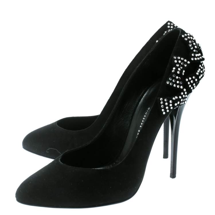 Pre Owned Giuseppe Zanotti Black Crystal Bow Embellished Suede Pumps Size 40
