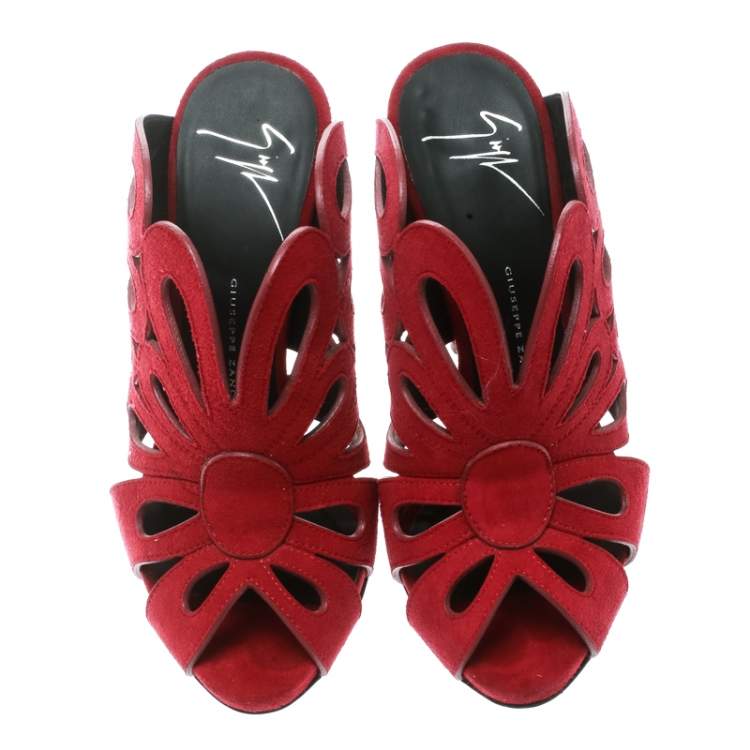 Pre Owned Giuseppe Zanotti Red Cutout Suede Peep Toe Mules Size 35