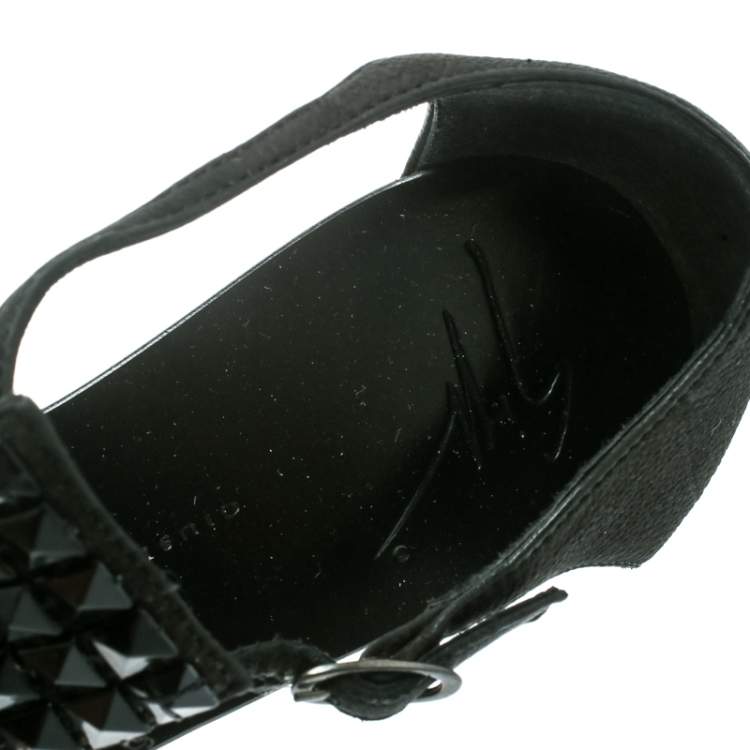 Pre Owned Giuseppe Zanotti Black Nubuck Leather Studded Flat Sandals Size 35