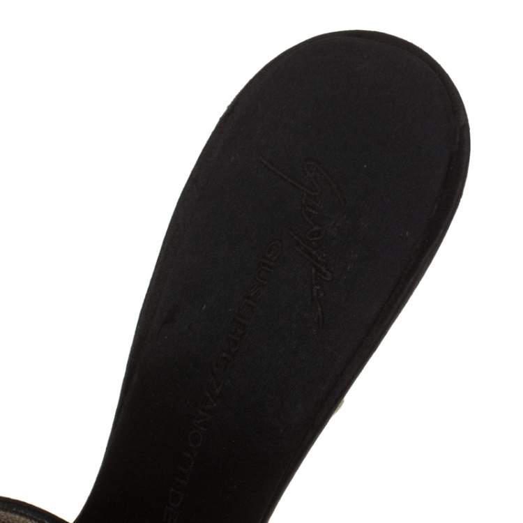 Pre Owned Giuseppe Zanotti Black Satin Crystal Crab Embellished Strappy Slides Size 41