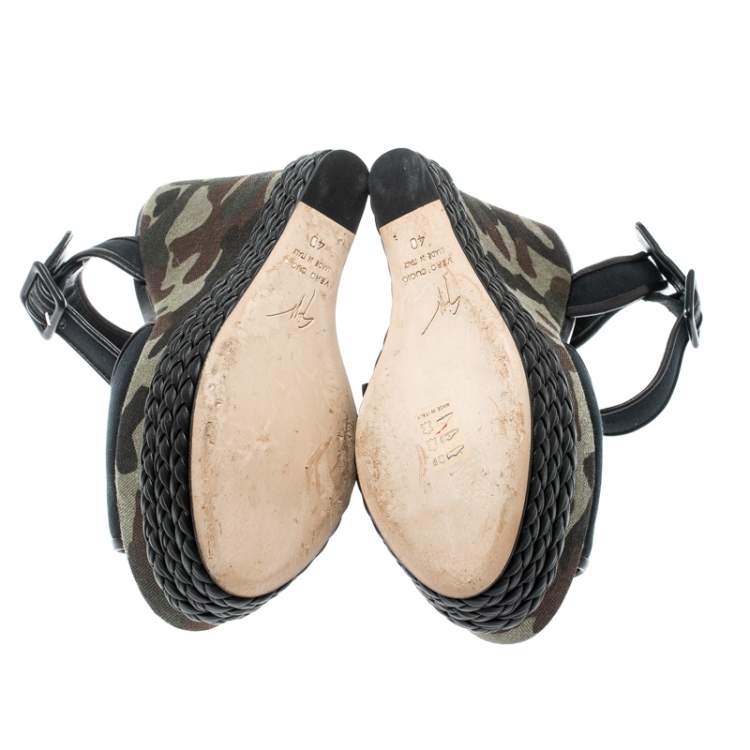 Pre Owned Giuseppe Zanotti Black Canvas And Leather Camouflage Platform Wedge Sandals Size 40