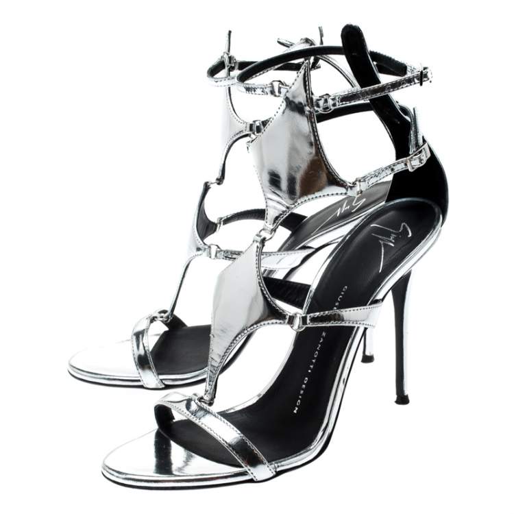 Pre Owned Giuseppe Zanotti Metallic Silver Leather Strappy Sandals Size 38