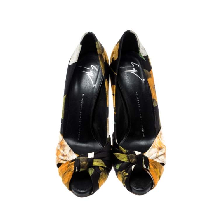 Pre Owned Giuseppe Zanotti Printed Satin Bow Detail Peep Toe Pumps Size 38