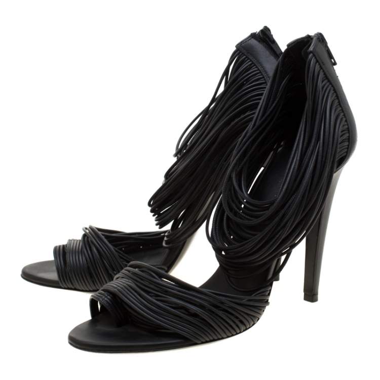 Pre Owned Bottega Veneta Black Leather Strappy Sandals Size 40