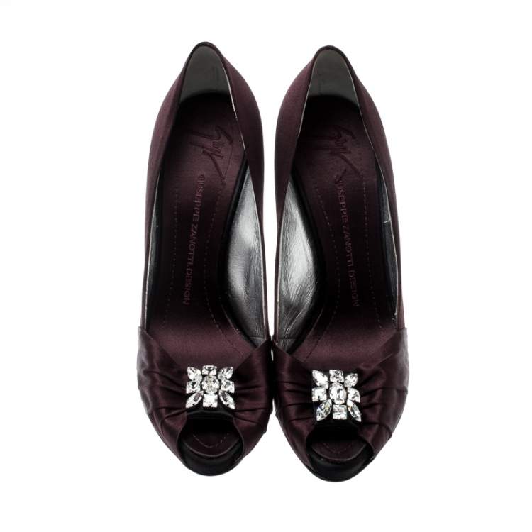 Pre Owned Giuseppe Zanotti Burgundy Satin Embellished Peep Toe Pumps Size 40