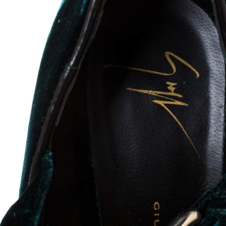 Pre Owned Giuseppe Zanotti Dark Green Velvet Buckle Strap Sculpted Wedge Pumps Size 38 