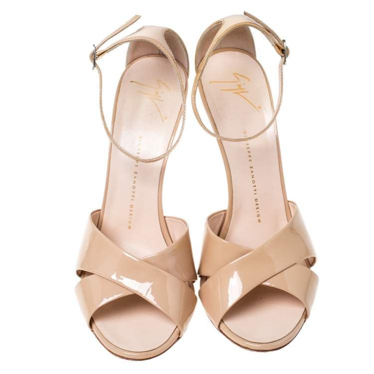 Pre Owned Giuseppe Zanotti Beige Patent Leather Cross Strap Open Toe Sandals Size 40