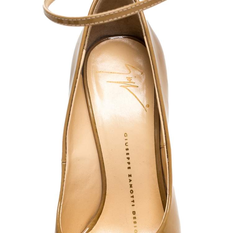 مملوكة مسبقًا Giuseppe Zanotti Tan Patent Leather Ankle Strap Platform Wedge Pumps Size 36