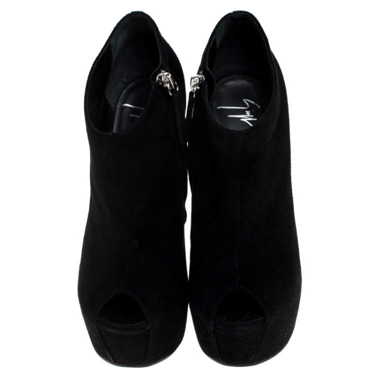 Pre Owned Giuseppe Zanotti Black Suede Heel-Less Zipped Booties Size 36