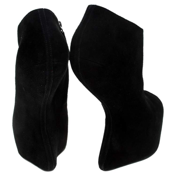 Pre Owned Giuseppe Zanotti Black Suede Heel-Less Zipped Booties Size 36