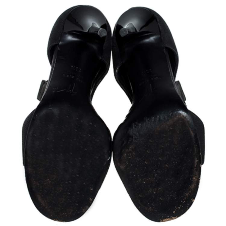 مملوكة مسبقًا Giuseppe Zanotti Black Leather and Elastic Band Studded T Strap Sandals Size 38.5