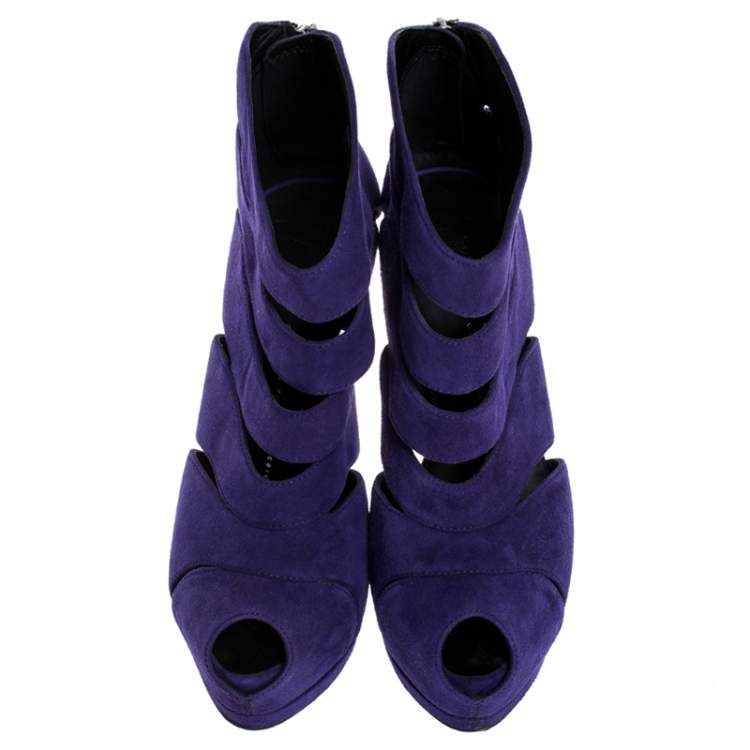 مملوكة مسبقًا Giuseppe Zanotti Purple Wave Cut Out Suede Peep Toe Platform Booties Size 38