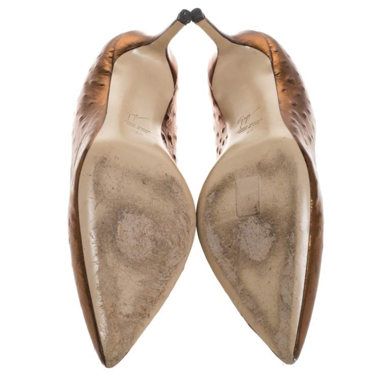 Pre Owned Giuseppe Zanotti Bronze Ostrich Embossed Leather Lucrezia Pointed Toe Pumps Size 40