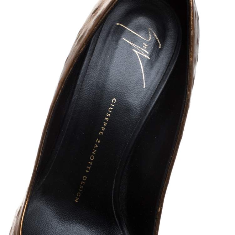 Pre Owned Giuseppe Zanotti Bronze Ostrich Embossed Leather Lucrezia Pointed Toe Pumps Size 40