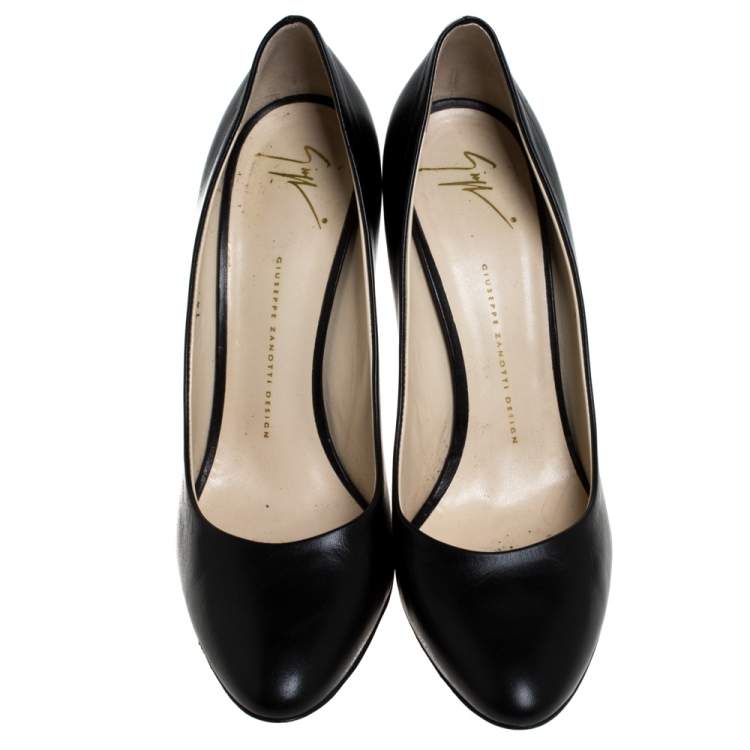 Pre Owned Giuseppe Zanotti Black Leather Round Toe Pumps Size 41