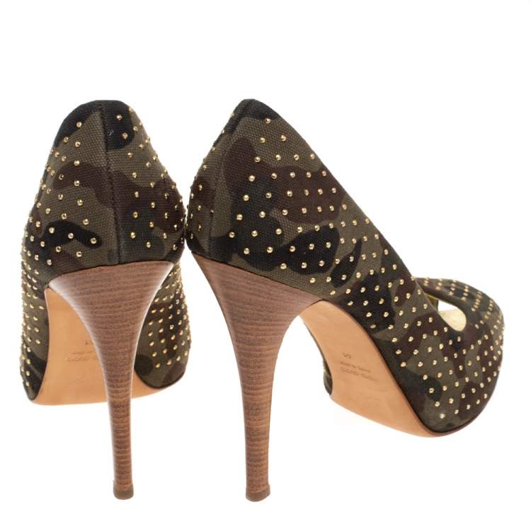 Pre Owned Giuseppe Zanotti Camouflage Canvas Studded Peep Toe Pumps Size 41
