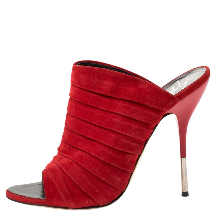 Pre Owned Giuseppe Zanotti Red Pleated Suede Open Toe Mule Sandals Size 39