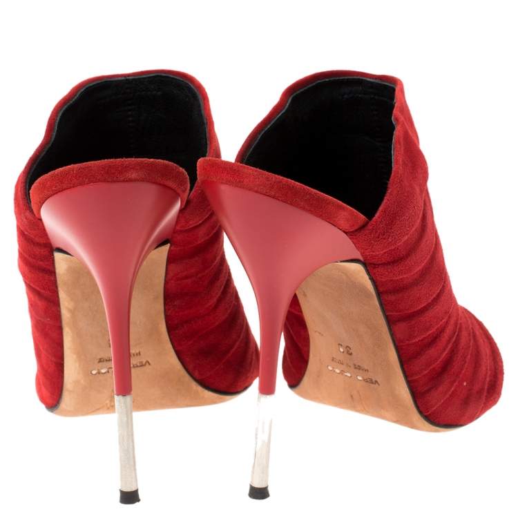 Pre Owned Giuseppe Zanotti Red Pleated Suede Open Toe Mule Sandals Size 39