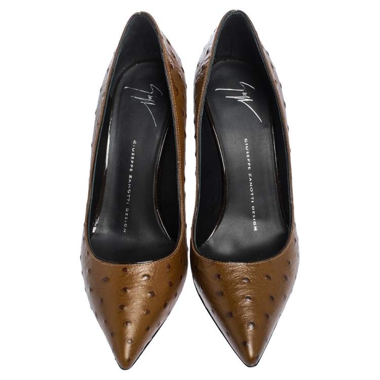 مملوكة مسبقًا Giuseppe Zanotti Brown Ostrich Embossed Leather Lucrezia Pointed Toe Pumps Size 38.5