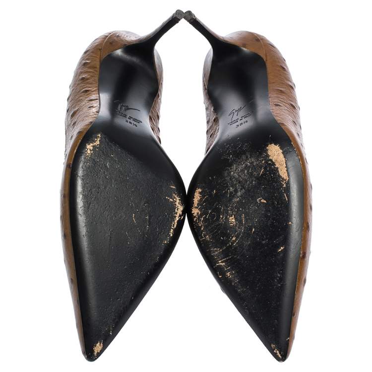 مملوكة مسبقًا Giuseppe Zanotti Brown Ostrich Embossed Leather Lucrezia Pointed Toe Pumps Size 38.5