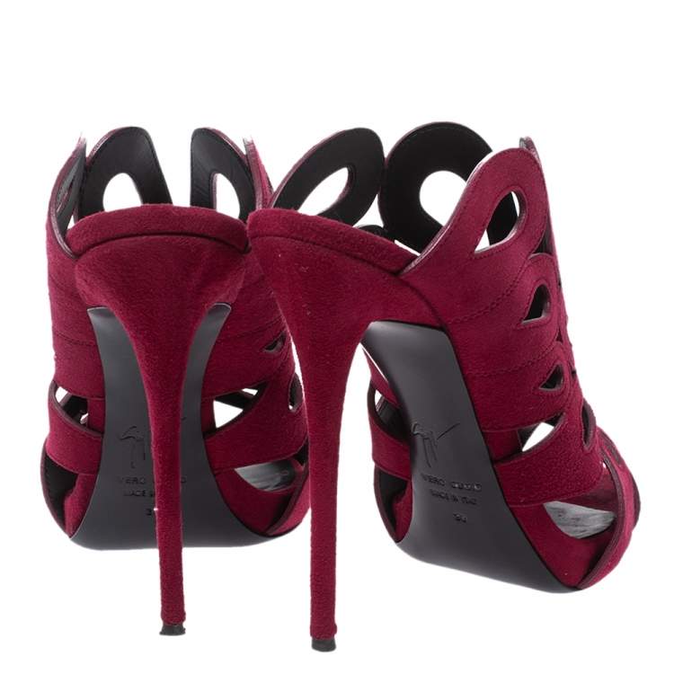 Pre Owned Giuseppe Zanotti Red Cutout Suede Peep Toe Sandals Size 38