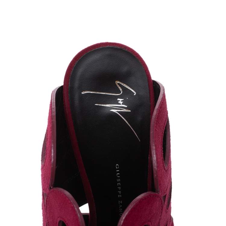 Pre Owned Giuseppe Zanotti Red Cutout Suede Peep Toe Sandals Size 38