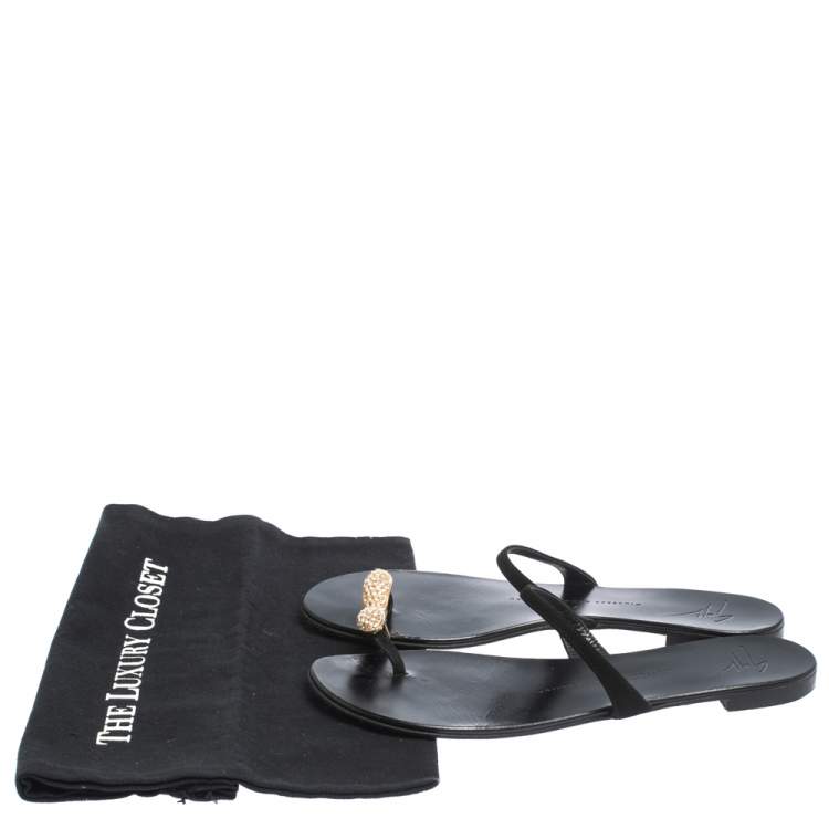 Pre Owned Giuseppe Zanotti Black Suede Crystal Toe Ring Sandals Size 39