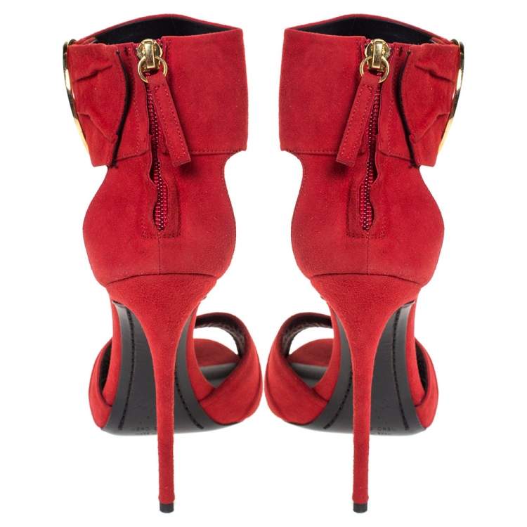 Pre Owned Giuseppe Zanotti Red Pleated Suede Ringed Ankle Strap Sandals Size 37.5 