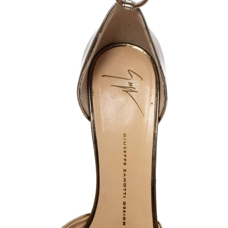 Pre Owned Giuseppe Zanotti Metallic Gold/Bronze Leather Buckle Strap Sculpted Wedge Pumps Size 42 