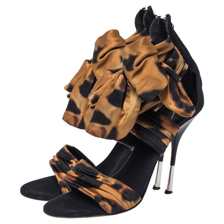 Pre Owned Giuseppe Zanotti Brown/Black Fabric And Leather Bow Ankle Cuff Sandals Size 38