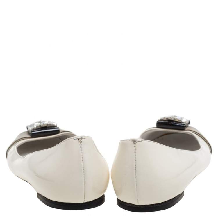 Pre Owned Giuseppe Zanotti White Patent Leather And Striped Fabric Crystal Embellished Ballet Flats Size 38