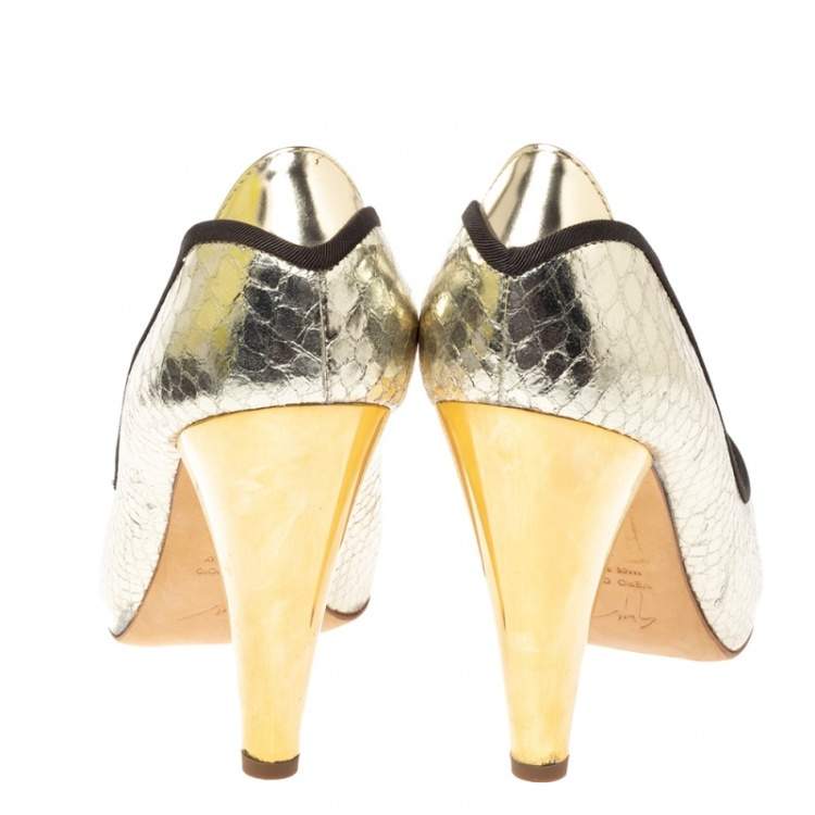 Pre Owned Giuseppe Zanotti Metallic Gold Python Embossed Leather Peep Toe Platform Pumps Size 38