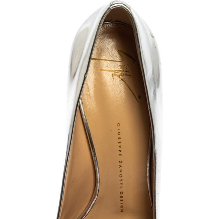 Pre Owned Giuseppe Zanotti Metallic Silver Leather Embellished Heel Open Toe Pumps Size 39