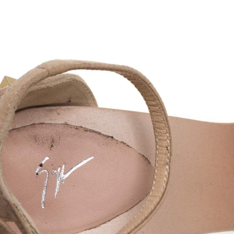 Pre Owned Giuseppe Zanotti Peach Satin, Suede and Fur Spiked Ankle Strap Sandals Size 37.5