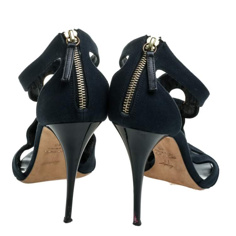 Pre Owned Giuseppe Zanotti Blue Canvas Embellished Cutout T Strap Zipper Sandals Size 40